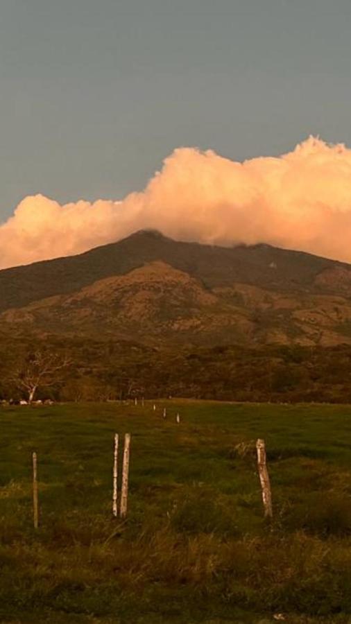 Guayabal  Miravalles Volcano House מראה חיצוני תמונה